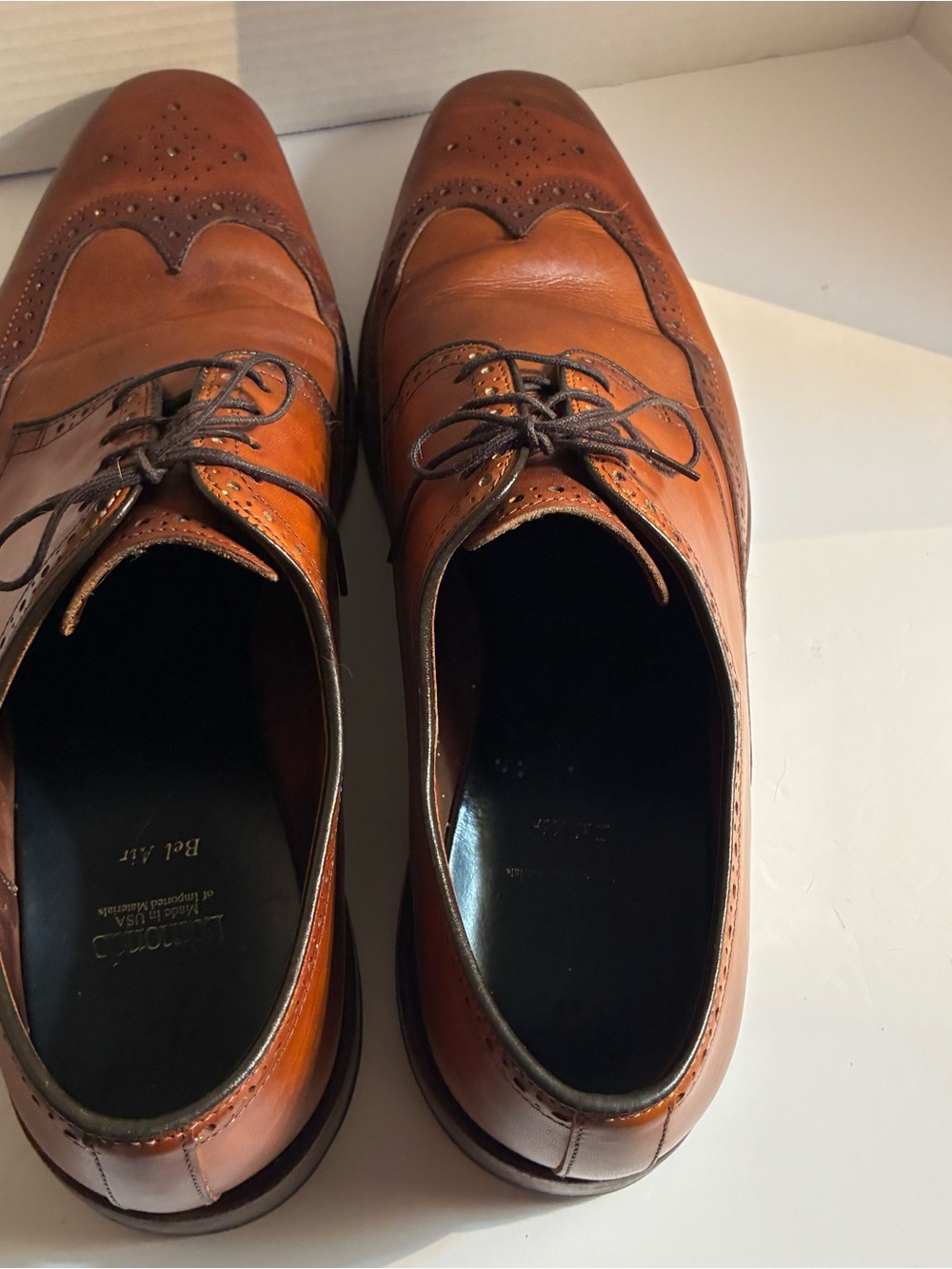 Allen Edmonds Cognac Brown Leather Wingtip Oxfords Men’s Size 13 - Picture 3 of 12